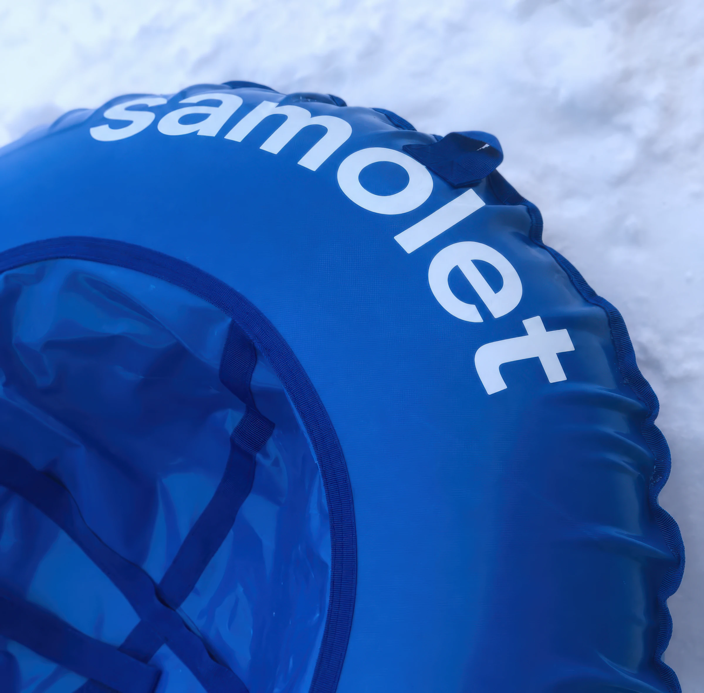 Tyre with the samolet logo