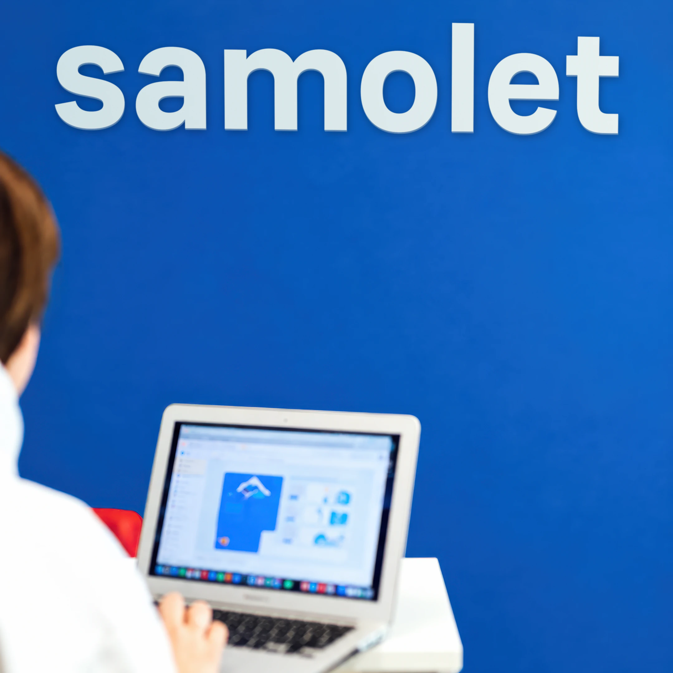 samolet letters on the office wall